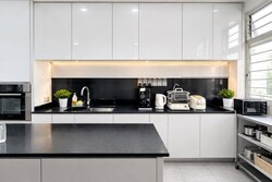 Sturdee Road (D8), Terrace #533416741